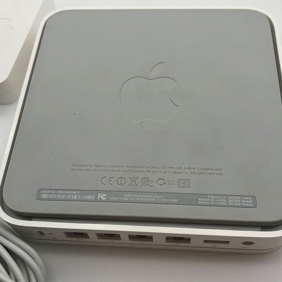 Apple A1408 AirPort Extreme Base Station 5th Gen Wireless Router Working and Tes - Picture 2 of 2